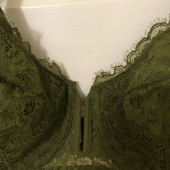 Auden Bra Olive Green Unpadded Underwire - Picture 4 of 5